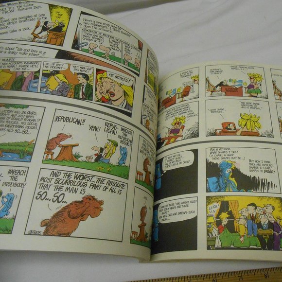 Excellent PB BOOK: Toons For Our Times Bloom County Berke, Breathed 1984 📘🔥 - Picture 7 of 9